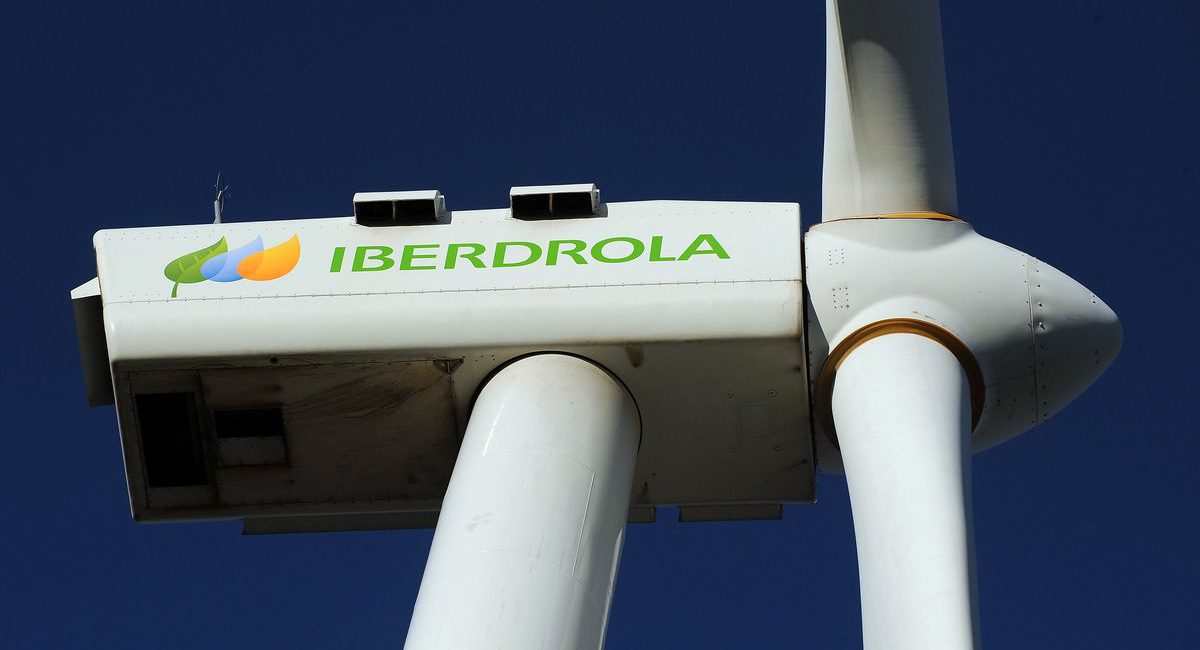 Iberdrola Weighs Sale of Stake in US Renewables Business