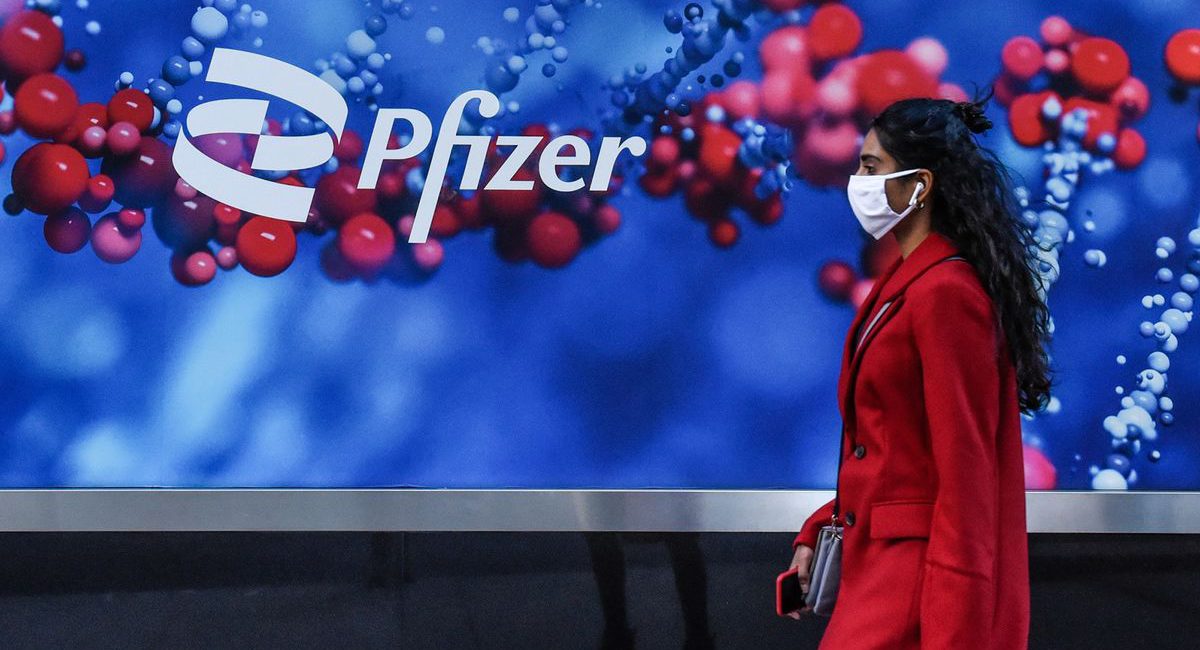 Pfizer 2023 Outlook Disappoints as Covid Business Drops Off