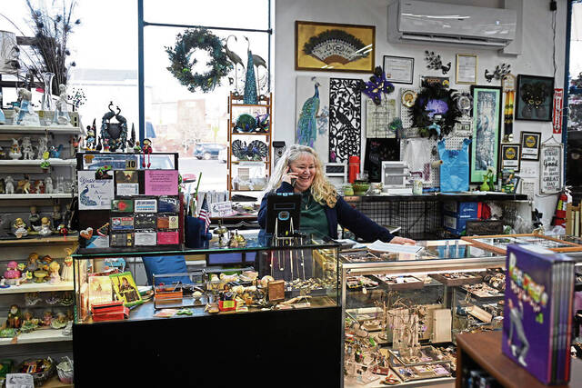 'Remembrance is the thing': Owners of vintage, antique stores report big business