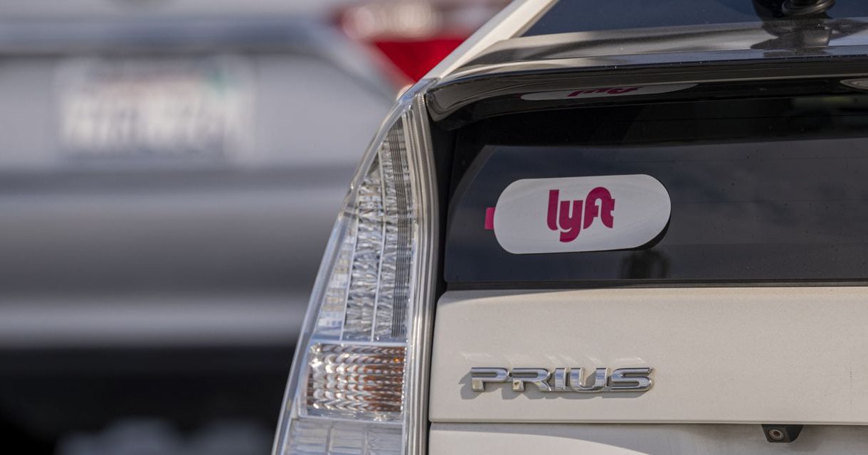 Lyft Rises After Upgrade on ‘Meaningful Opportunity’ for Better Earnings