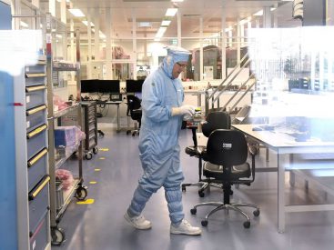 ASML Sees a Chip Market Rebound, Says China Export Controls Aren’t Hurting Business