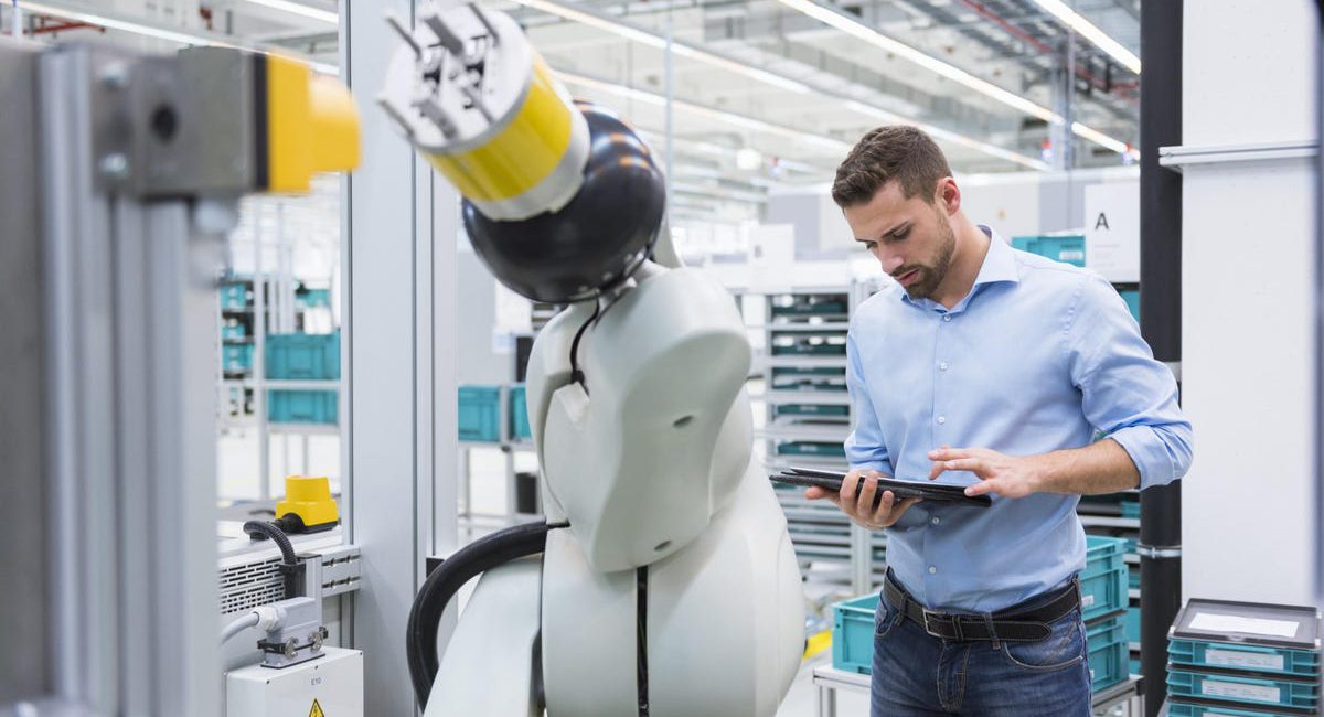 Smart Manufacturing Helps Accelerate Business Growth (Part 1): Focus On Products, People And Assets