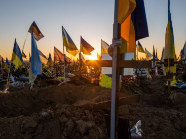 Richard Branson: Global Business Must Do More to Help Ukraine