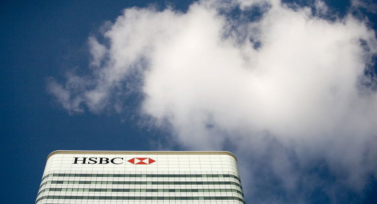 HSBC takes $300 mln hit on Russia business sale, says deal on track for 2023