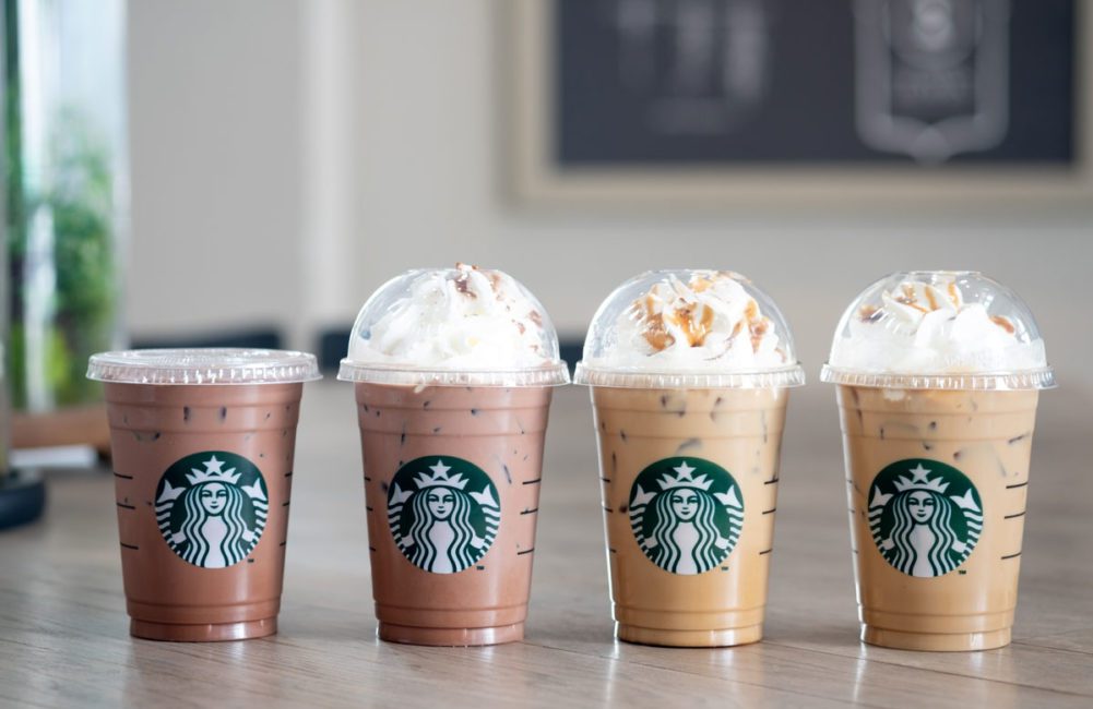 Starbucks sees little impact from economic headwinds