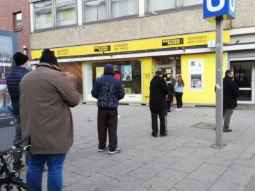 Amid a fintech onslaught, attrition, Western Union tests new POS, digital services