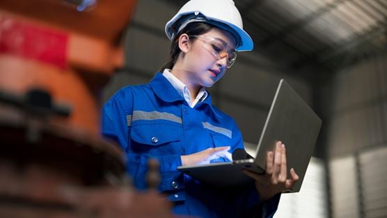 5 Ways to Advance Digital Transformation in Manufacturing