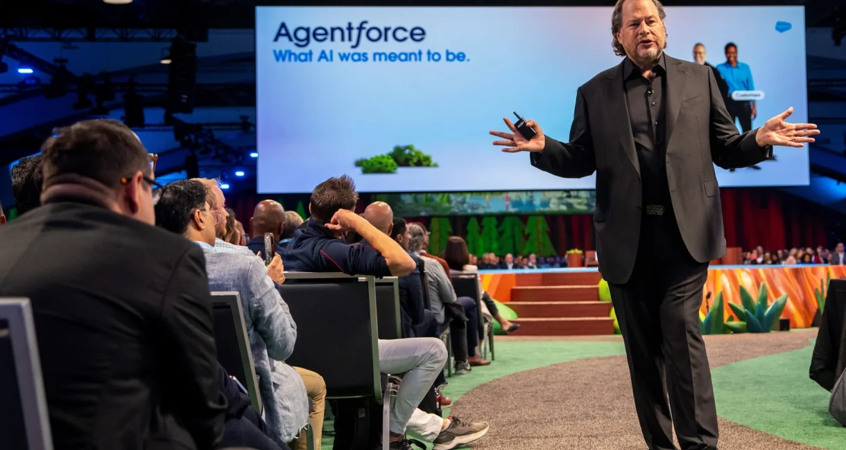 Why Salesforce’s CEO Challenges Microsoft's AI Strategy