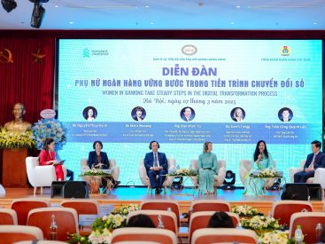 Standard Chartered and SBV accelerate help for women integrating with digital transformation